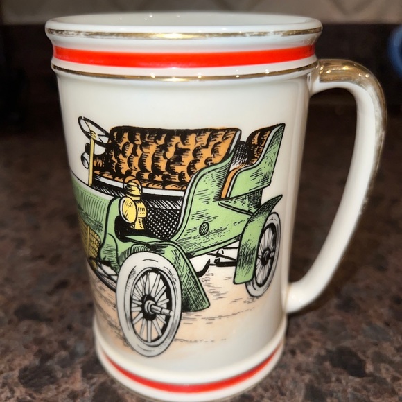 VINTAGE HYALYN #620 COLLECTIBLE MUG 1904 CADILLAC CERAMIC MUG - Picture 6 of 11